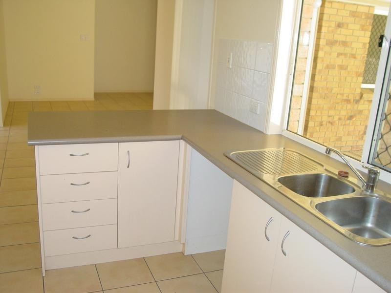 44 Berkshire Pl, Springfield Lakes QLD 4300