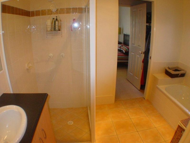 43 Berkshire Pl, Springfield Lakes QLD 4300