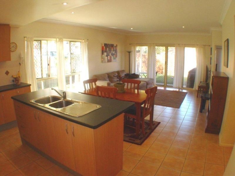 43 Berkshire Pl, Springfield Lakes QLD 4300