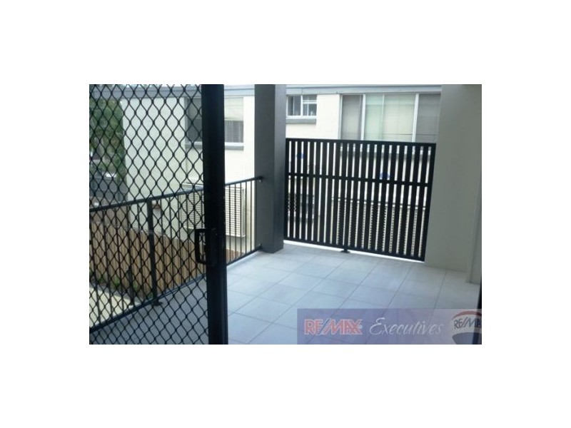 8/58 Burrai Street, Morningside QLD 4170