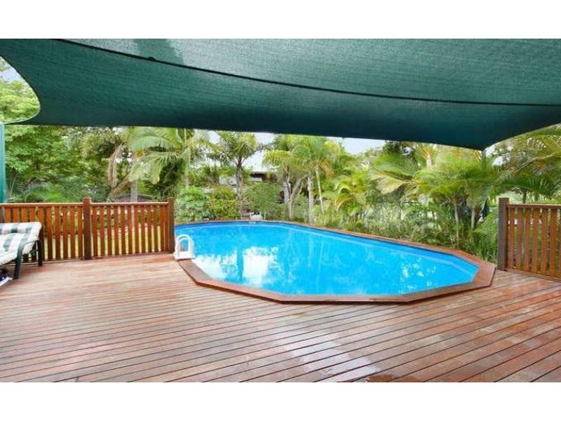 37 Carnelian Street, Holland Park QLD 4121