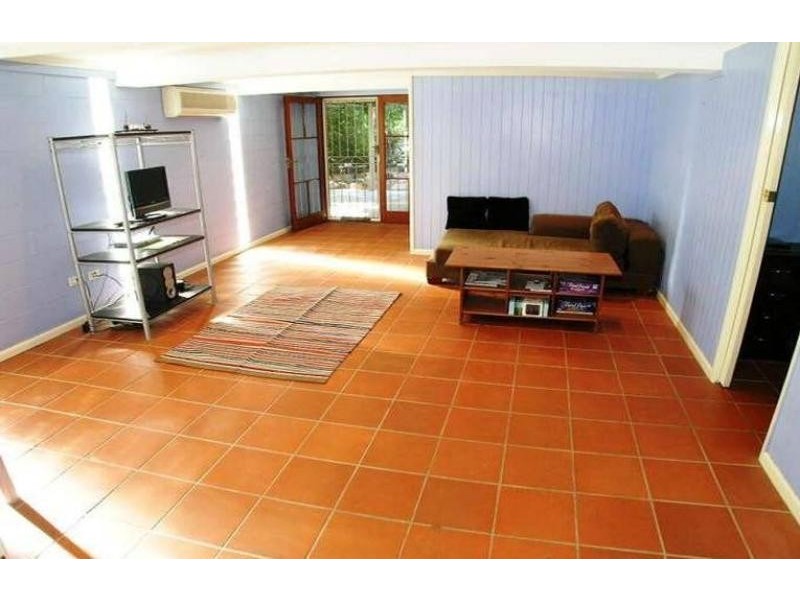 37 Carnelian Street, Holland Park QLD 4121