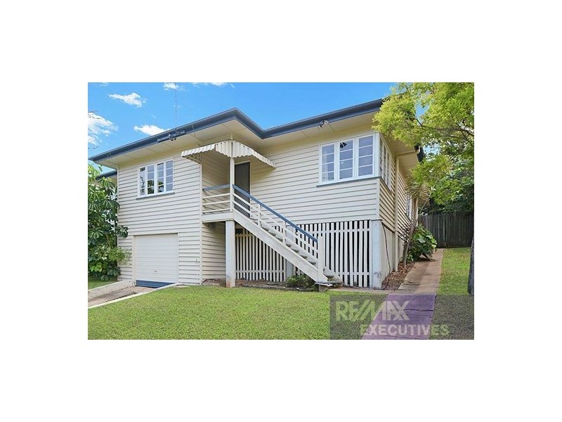 54 Coonara Street, Holland Park QLD 4121