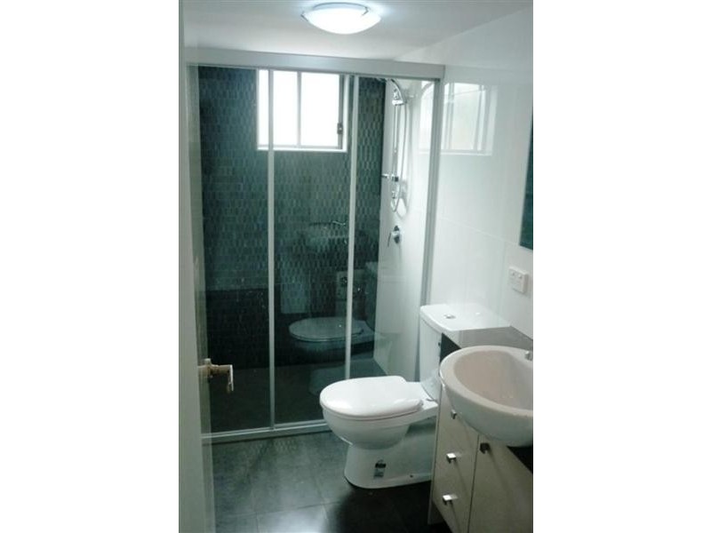 2/82 Grenfell Street, Mount Gravatt East QLD 4122