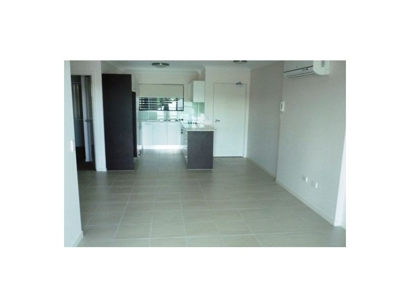 8/58 Burrai Street, Morningside QLD 4170