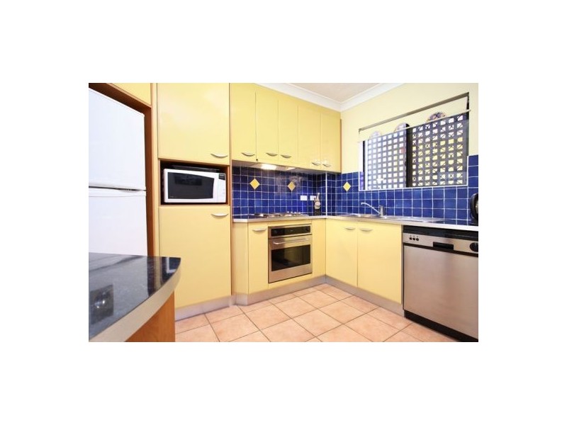 1/85 Victoria Terrace, Greenslopes QLD 4120