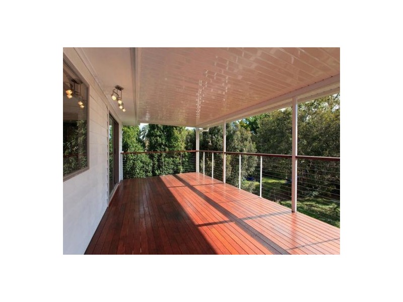 63 Crump Street, Holland Park QLD 4121