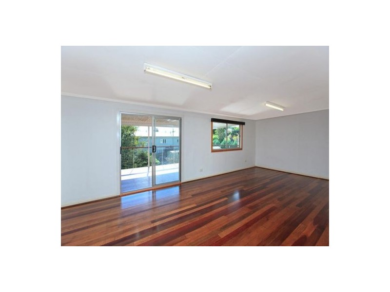 63 Crump Street, Holland Park QLD 4121