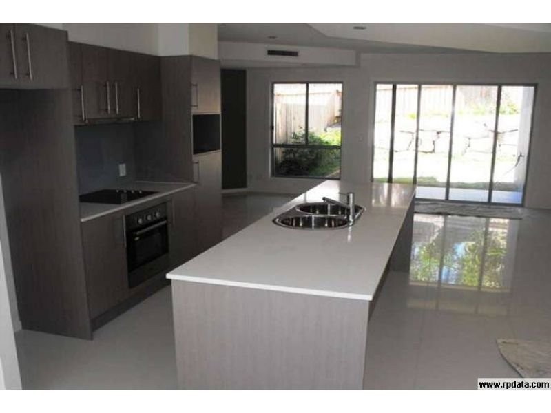 11/276 Pine Mountain Road, Carina Heights QLD 4152