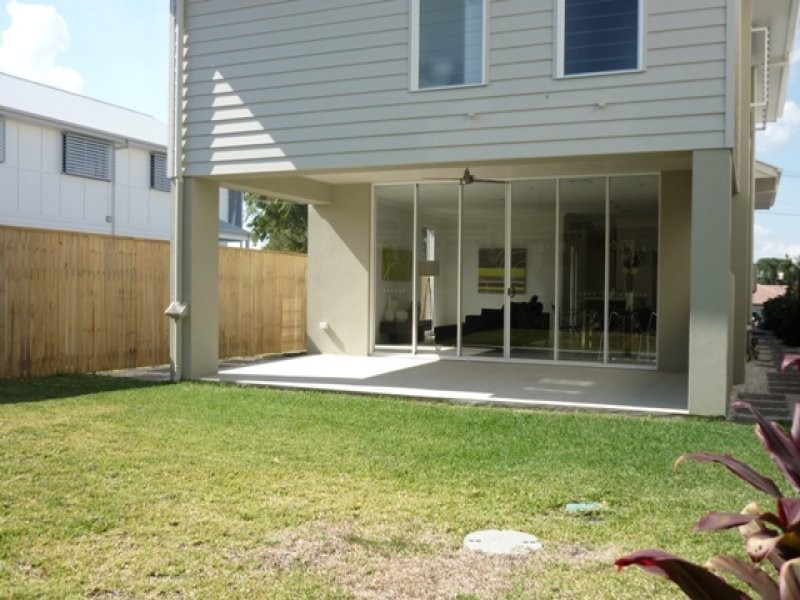 4 School Street, Hendra QLD 4011