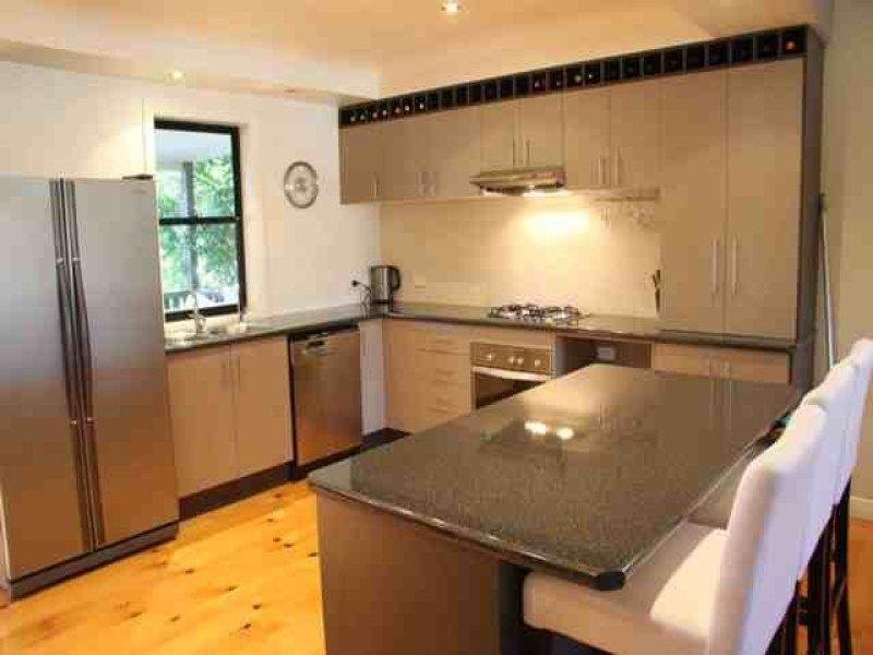 97 Rawlins Street, Kangaroo Point QLD 4169