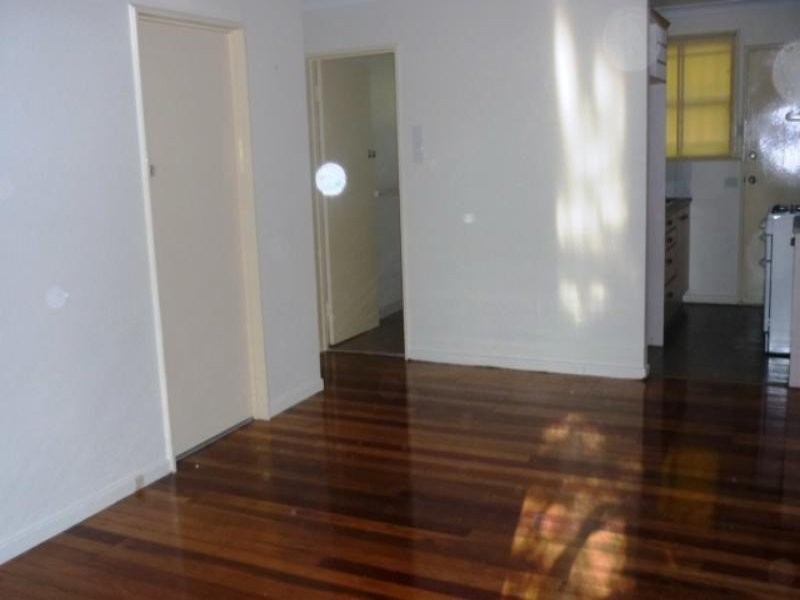 2/108 Bromley Street, Kangaroo Point QLD 4169