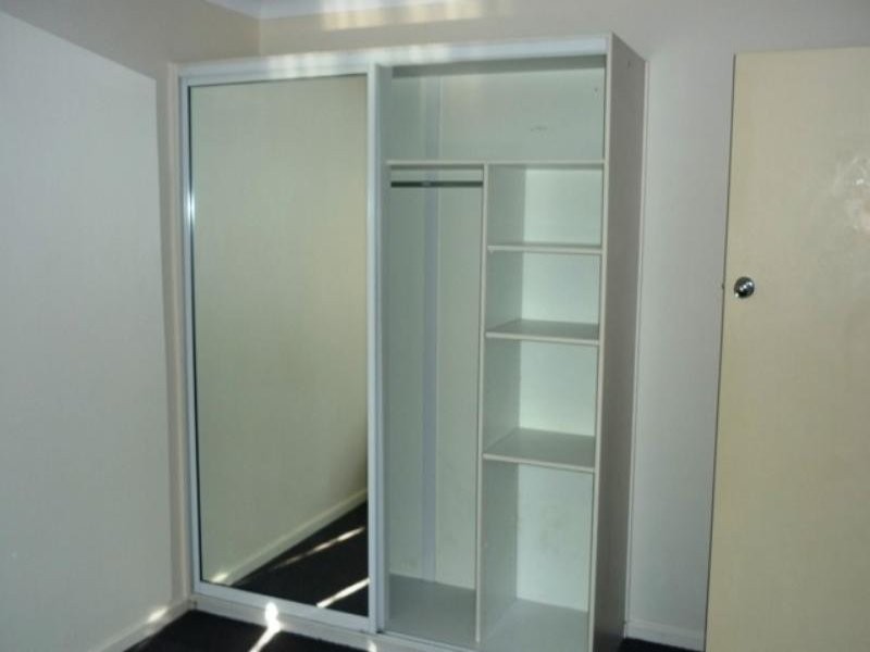 2/108 Bromley Street, Kangaroo Point QLD 4169