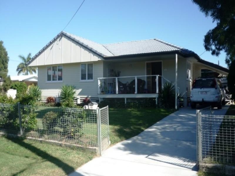 18 Chater Street, Carina QLD 4152