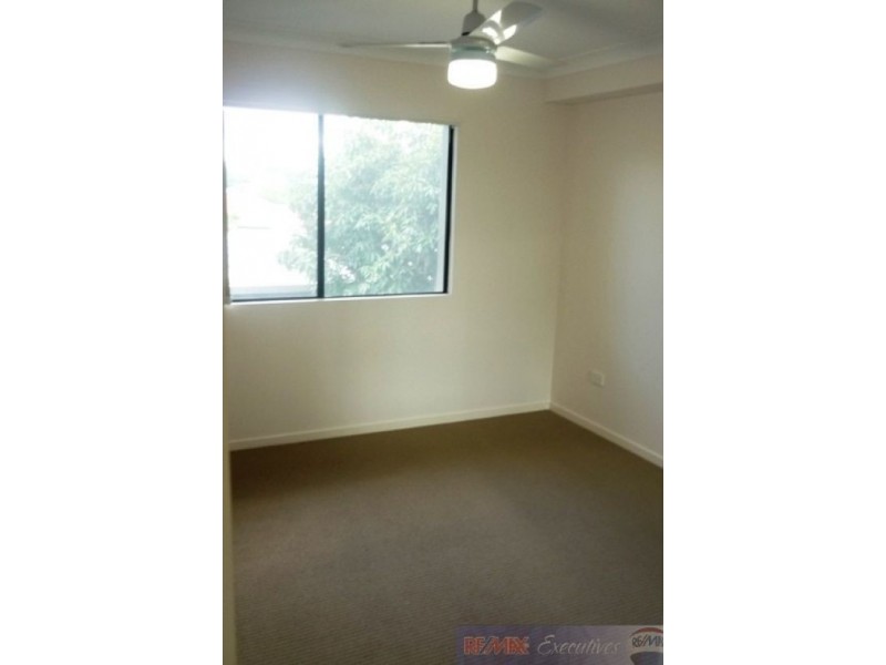 8/58 Burrai Street, Morningside QLD 4170