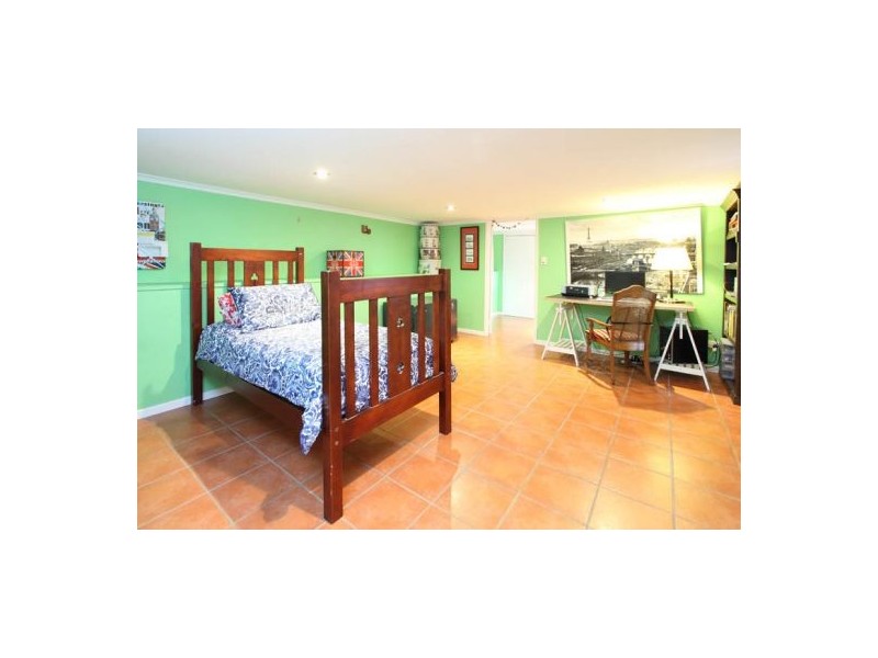 545 Cavendish Rd, Coorparoo QLD 4151