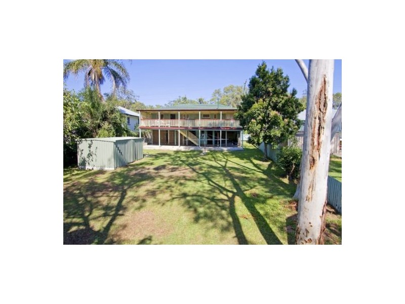 406 Richmond Rd, Cannon Hill QLD 4170