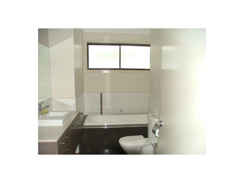 29 Worden  St, Morningside QLD 4170