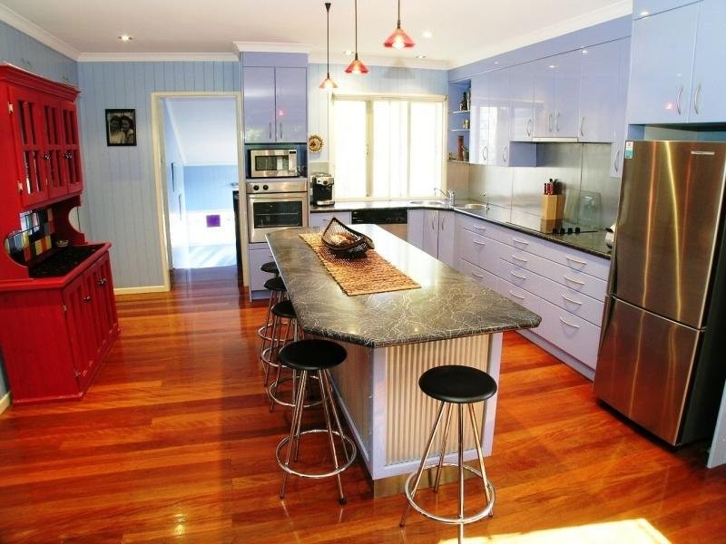 37 Carnelian St, Holland Park QLD 4121