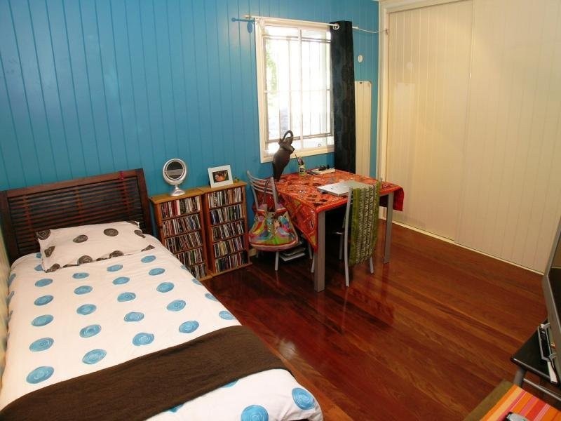 37 Carnelian St, Holland Park QLD 4121