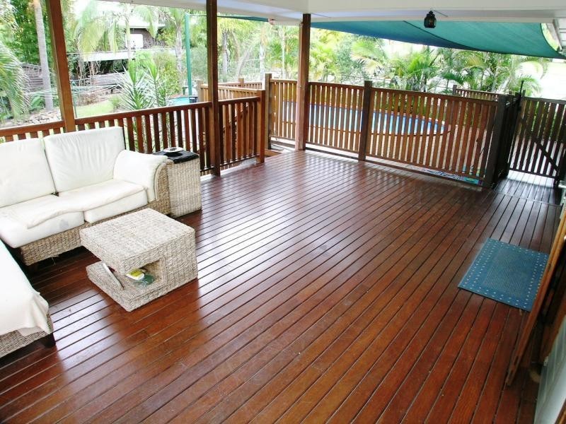 37 Carnelian St, Holland Park QLD 4121