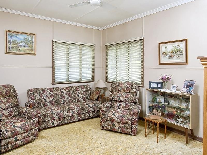 33 Hobart  Ave, Camp Hill QLD 4152