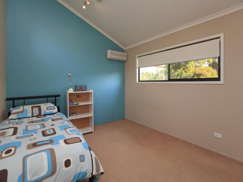 44 Luprena St, Mansfield QLD 4122