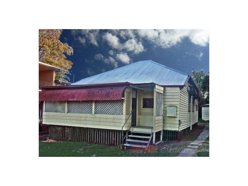 21 Beaton Street, Coopers Plains QLD 4108