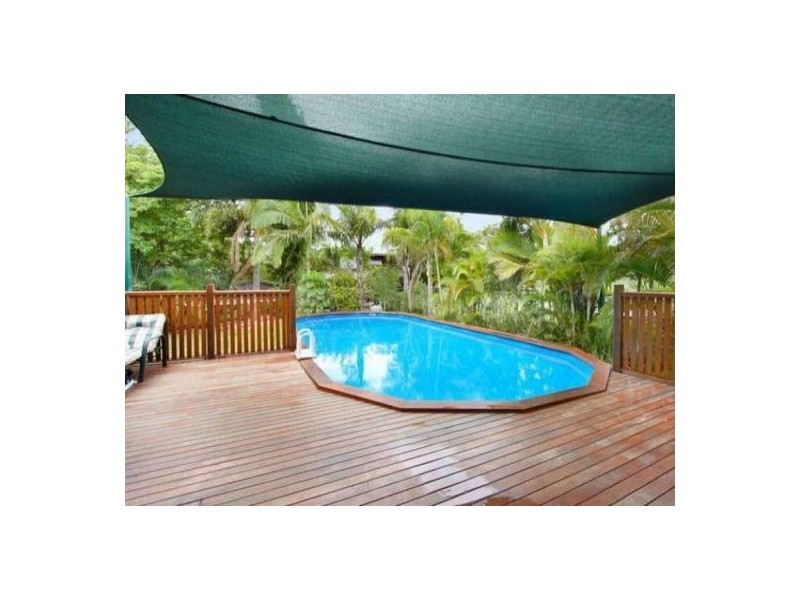37 Carnelian  Street, Holland Park QLD 4121