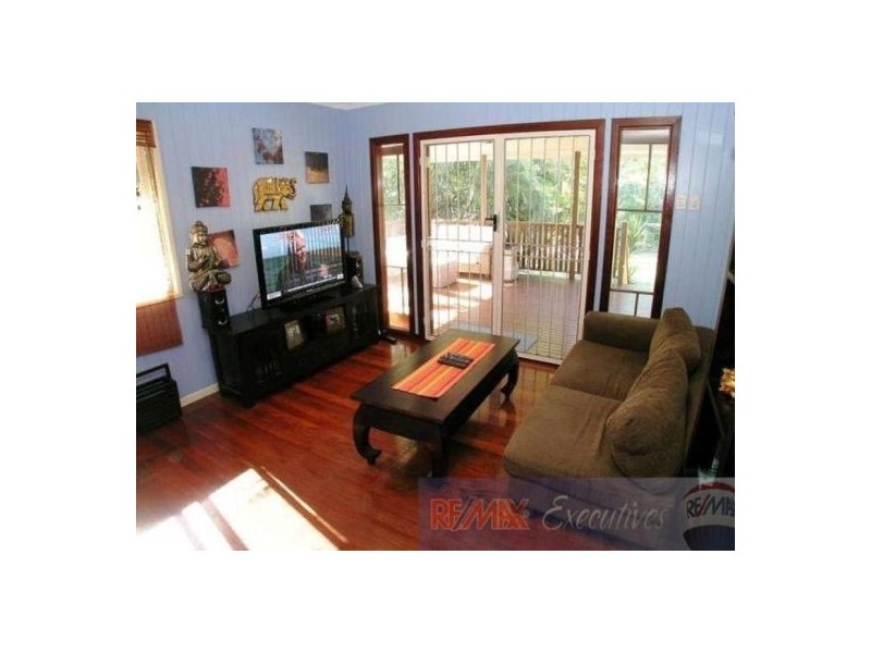 37 Carnelian  Street, Holland Park QLD 4121