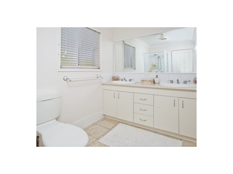 1 Baden Powell Place, Camp Hill QLD 4152