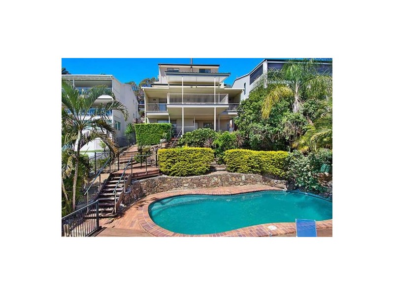 66 Kneale St, Holland Park West QLD 4121