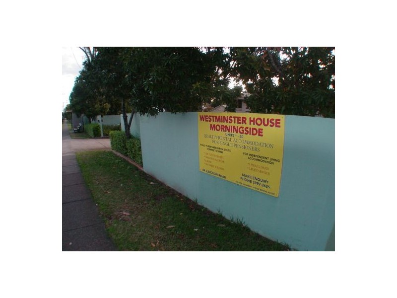 84 Junction Rd, Morningside QLD 4170