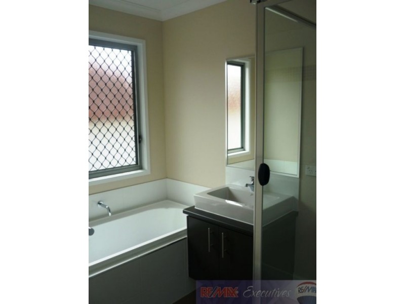 1731 Logan Road, Upper Mount Gravatt QLD 4122