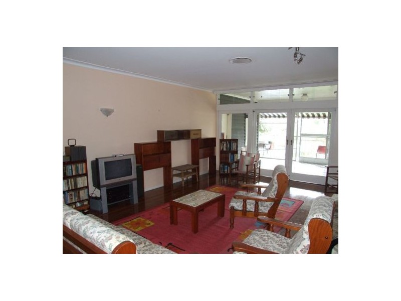 618 Old Cleveland Road, Camp Hill QLD 4152