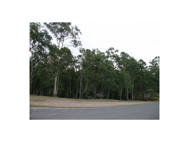 3 7 Carnelian St, Holland Park QLD 4121
