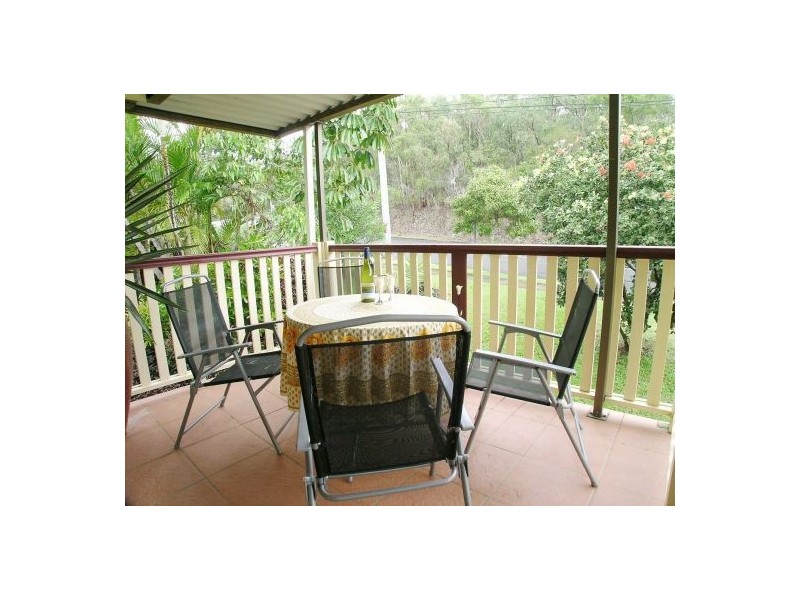 162 Messines Ridge Road, Holland Park West QLD 4121