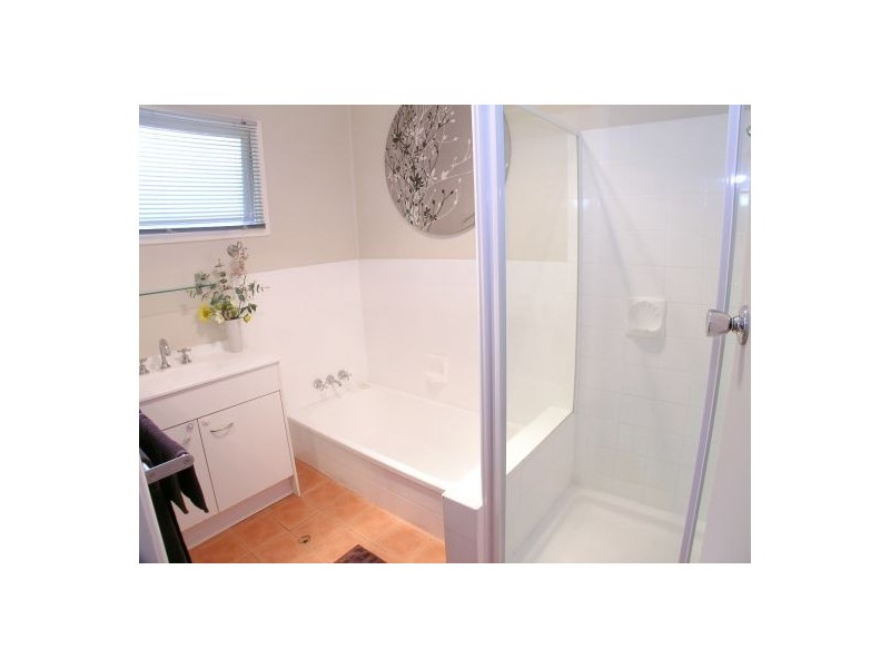 162 Messines Ridge Road, Holland Park West QLD 4121