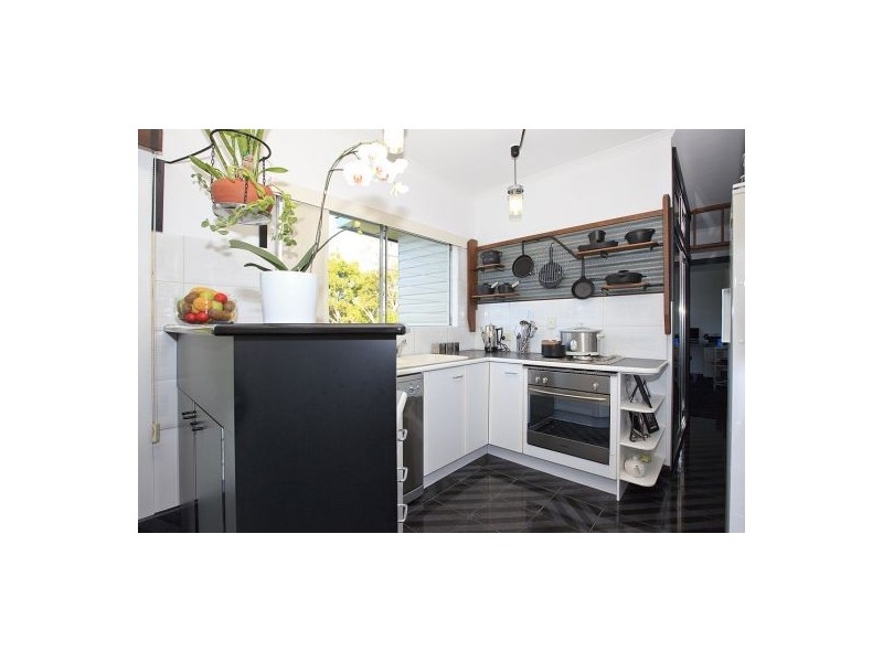 18 Askew Street, Tarragindi QLD 4121