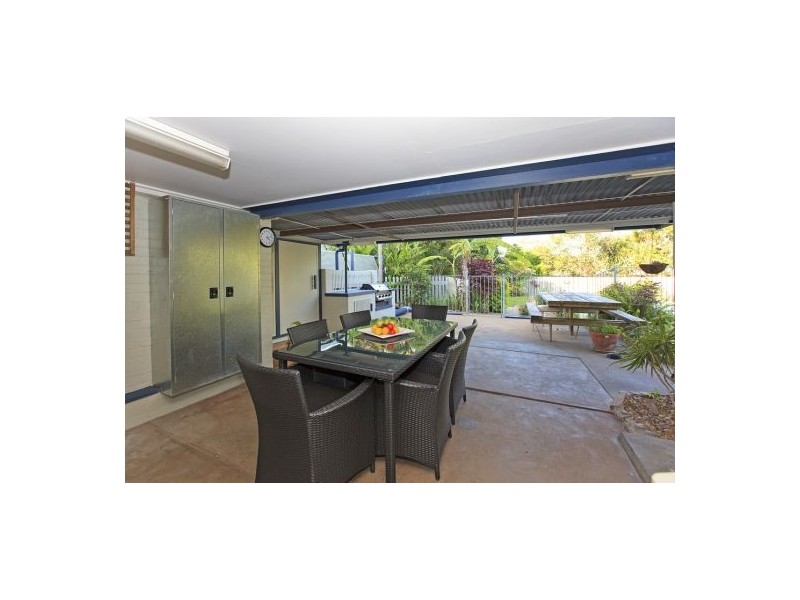 18 Askew Street, Tarragindi QLD 4121