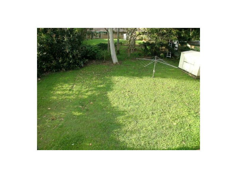 8 Raelene Terrace, Springwood QLD 4127