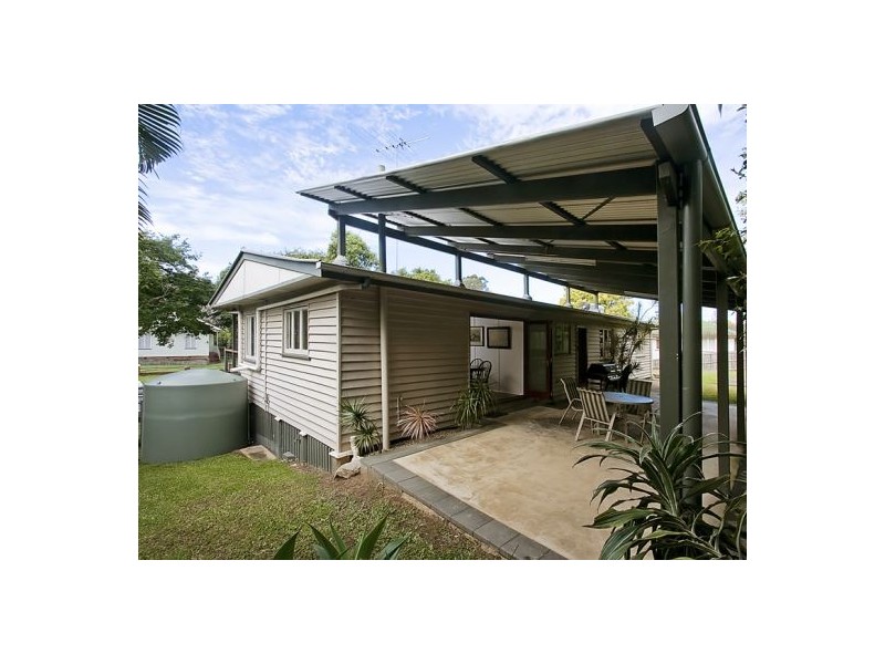 37. Latimer St, Holland Park QLD 4121