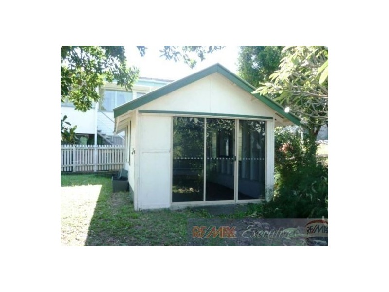 19 Captain Street, Holland Park QLD 4121