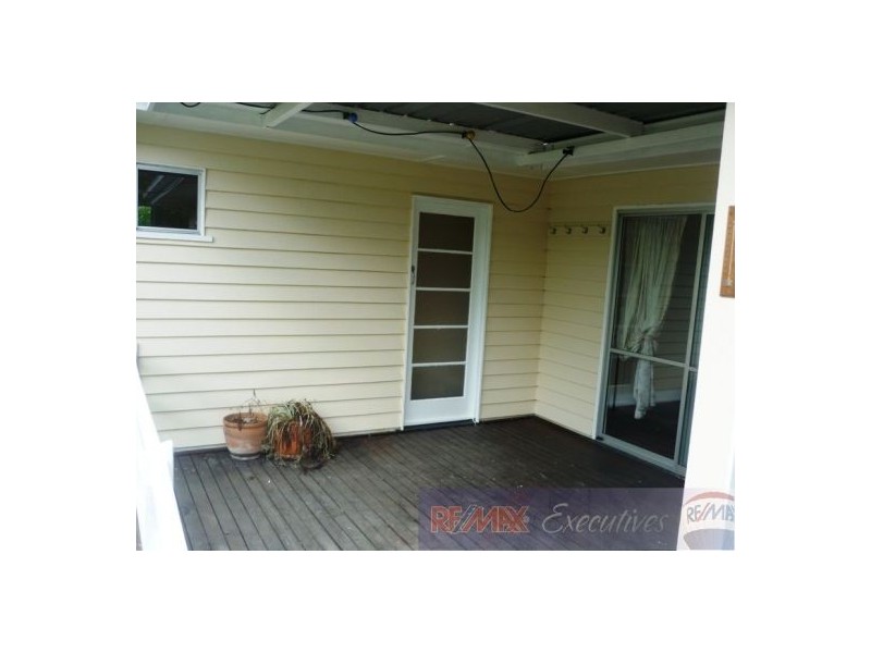 Top Level at 53 Lockyer Street, Camp Hill QLD 4152