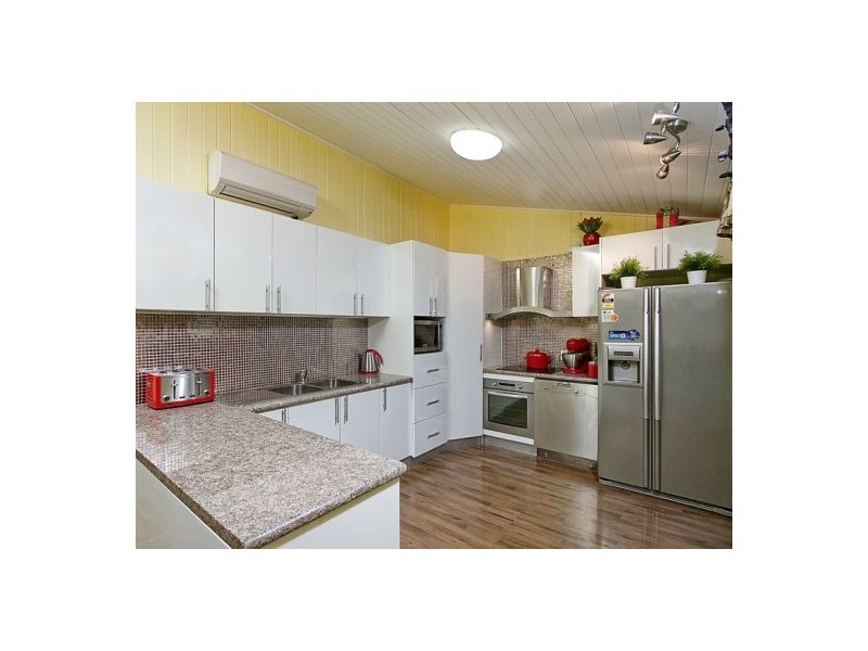 28. Marquis. St, Greenslopes QLD 4120