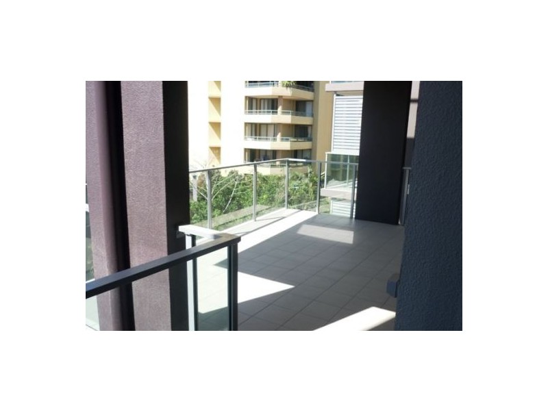 15/213 Wellington Road, East Brisbane QLD 4169