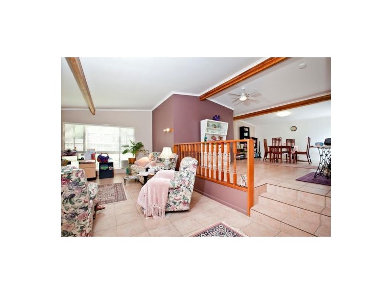 82 Crewe Street, Mount Gravatt East QLD 4122