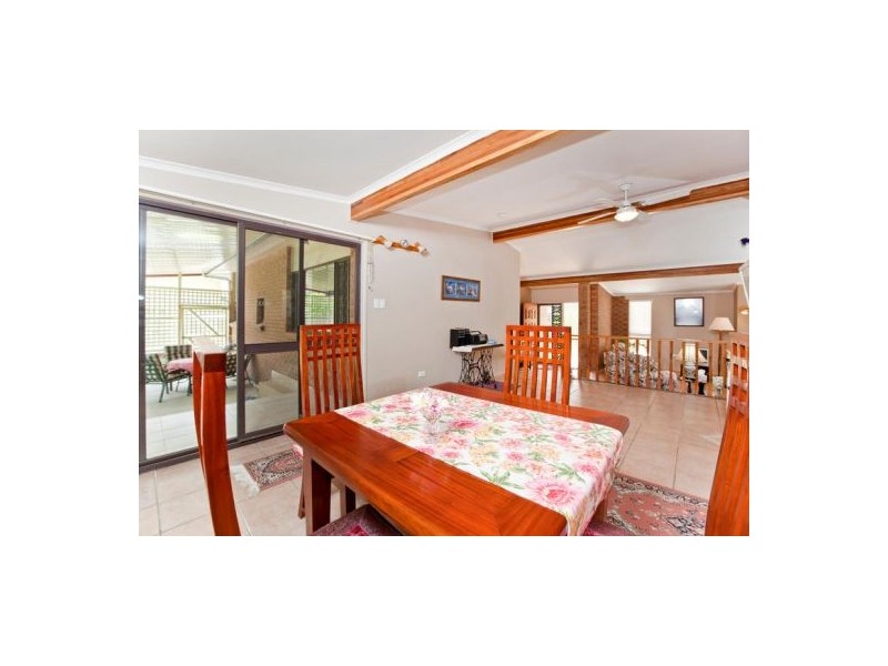 82 Crewe Street, Mount Gravatt East QLD 4122