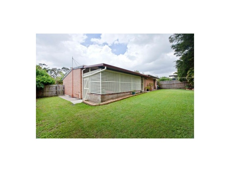 82 Crewe Street, Mount Gravatt East QLD 4122