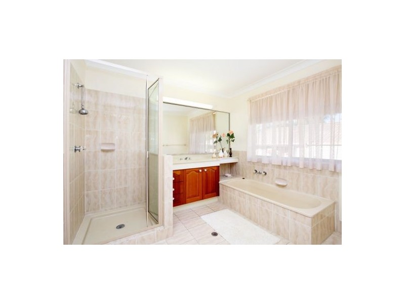 19 Grevillea Street, Mount Gravatt East QLD 4122